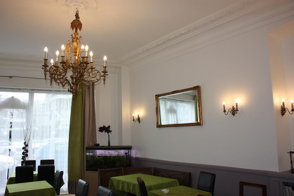 Hotel Savoy Aix-les-Bains Exterior foto