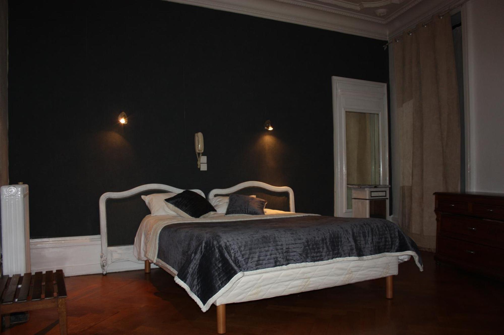Hotel Savoy Aix-les-Bains Exterior foto