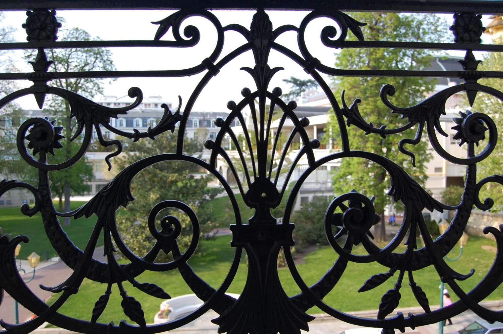 Hotel Savoy Aix-les-Bains Exterior foto