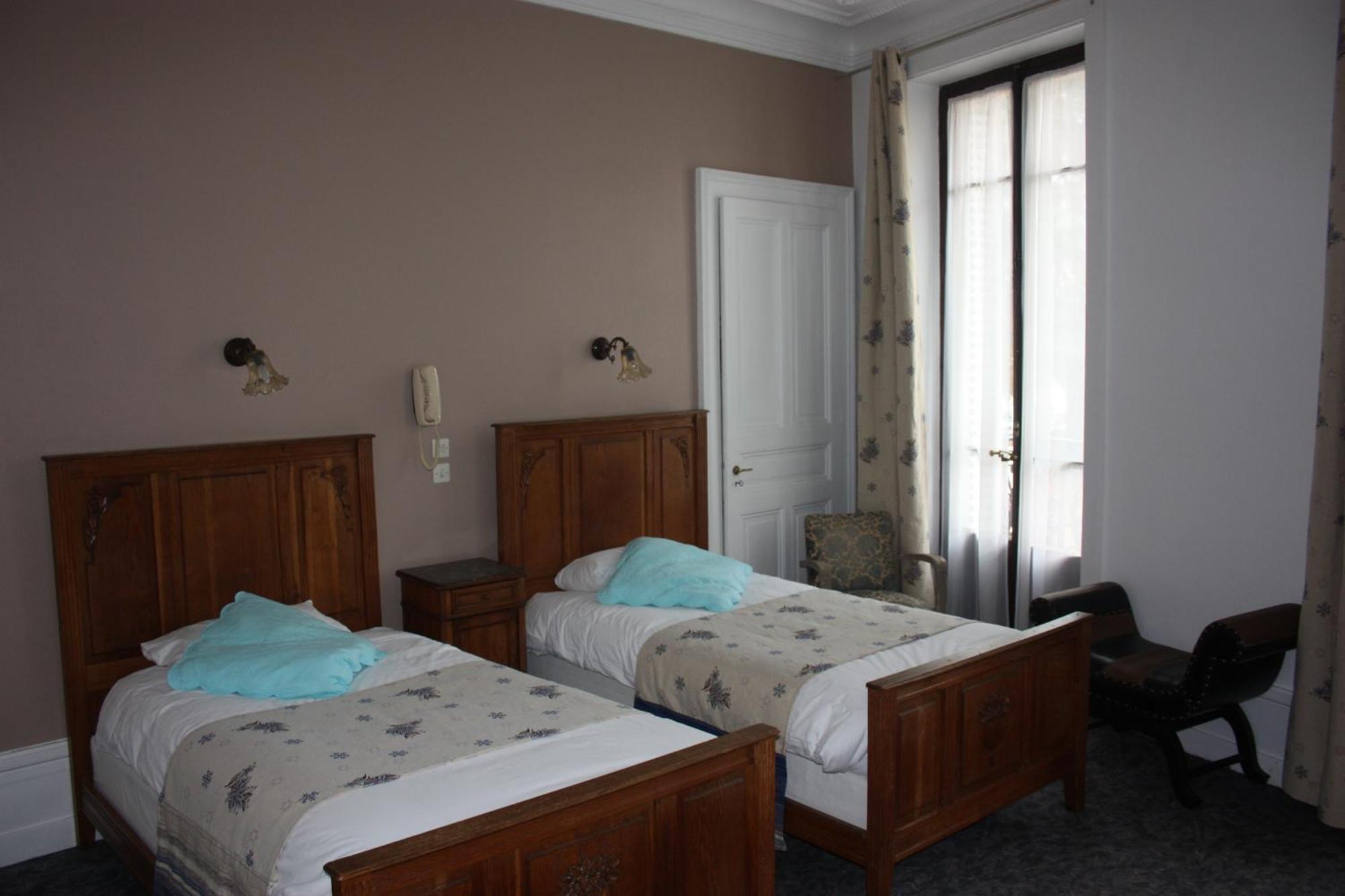 Hotel Savoy Aix-les-Bains Exterior foto